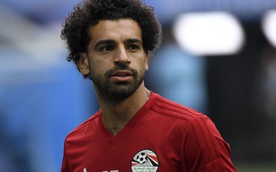 熊猫体育-内马尔训练中加练射门