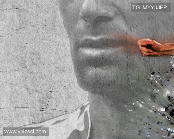 尼科威廉斯训练中指导年轻球员